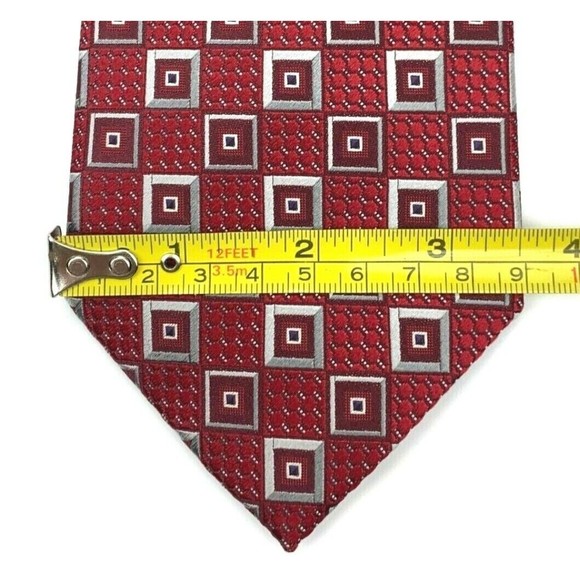 Current ERMENEGILDO ZEGNA Tie Red Gray Silver Squares Woven 100% Silk Necktie - Picture 10 of 10